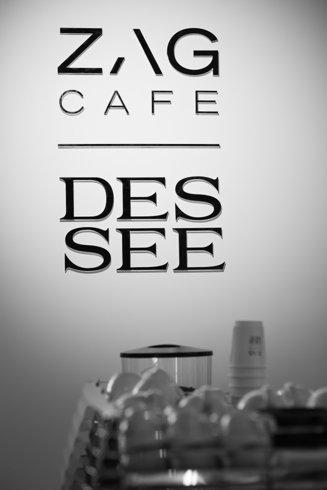 Zag.Cafe.Dessee